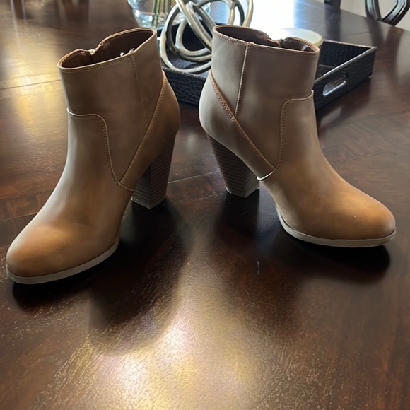 Ankle boots-Call It Spring - Picture 3 of 6